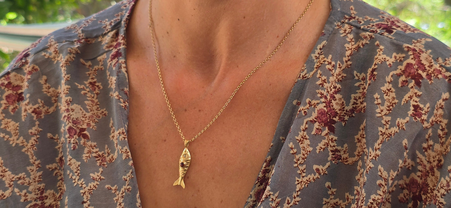 "שרשרת "דג של אור