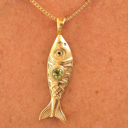 "שרשרת "דג של אור