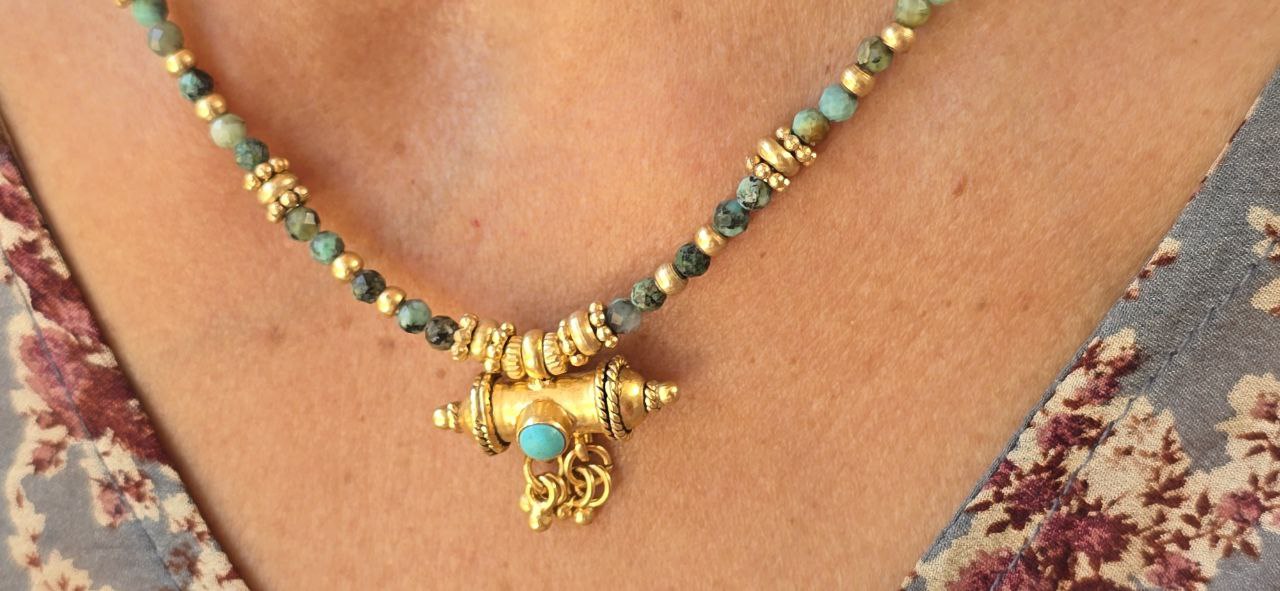 סט שרשראות לב המדבר