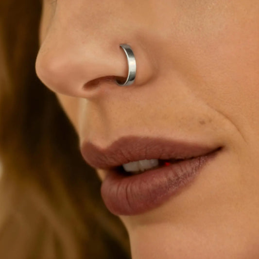 נזם חישוק לייזה