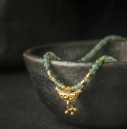 שרשרת מסע הנפש ג'ייד הודי