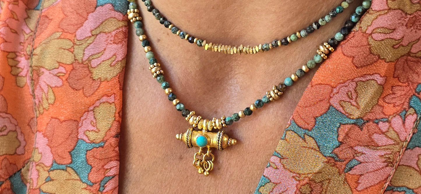 סט שרשראות לב המדבר