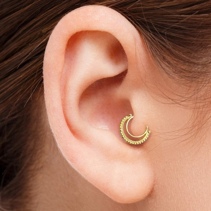 טראגוס חישוק פיקסי