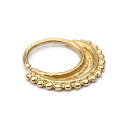 טראגוס חישוק איזבל